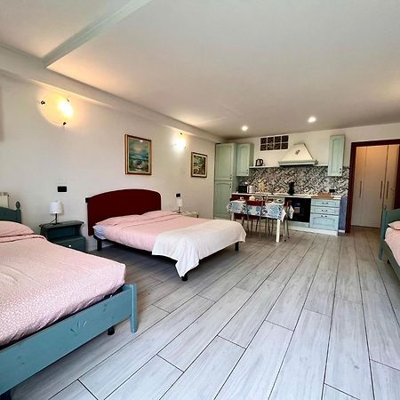 Case Vacanza Le Vele Desenzano del Garda Kültér fotó