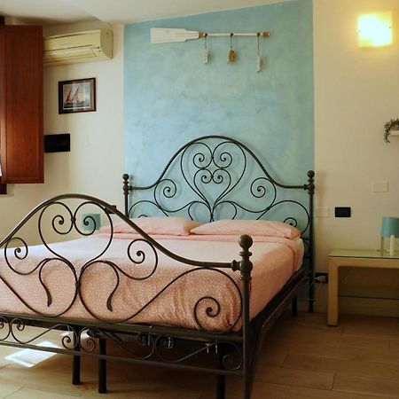 Case Vacanza Le Vele Desenzano del Garda Kültér fotó