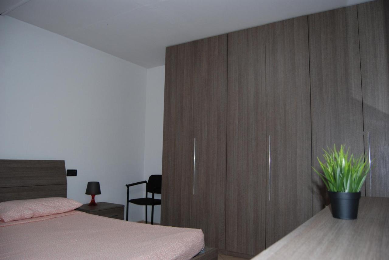 Case Vacanza Le Vele Desenzano del Garda Kültér fotó