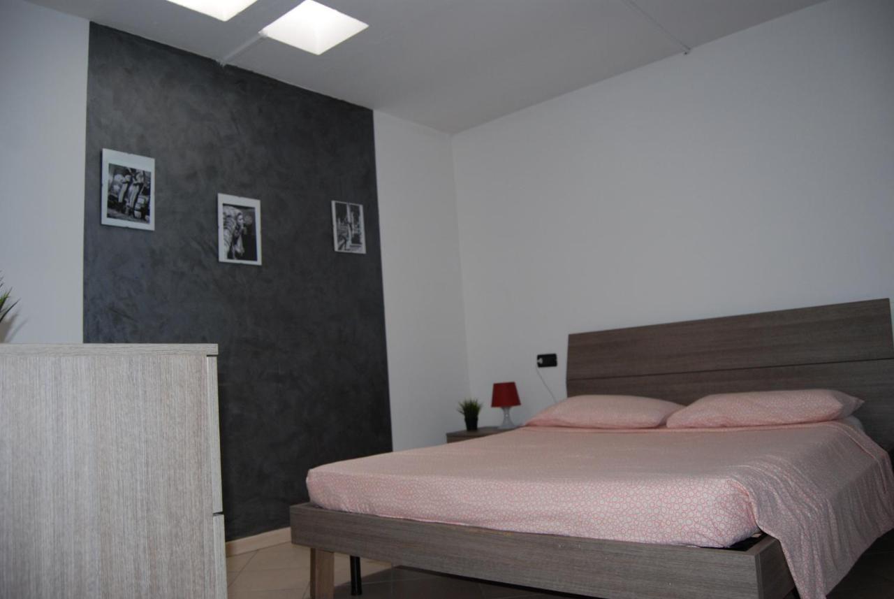 Case Vacanza Le Vele Desenzano del Garda Kültér fotó