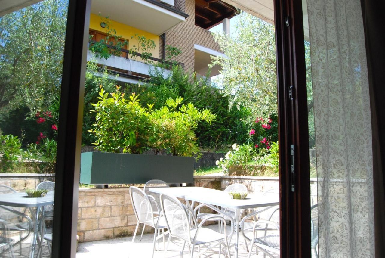 Case Vacanza Le Vele Desenzano del Garda Kültér fotó