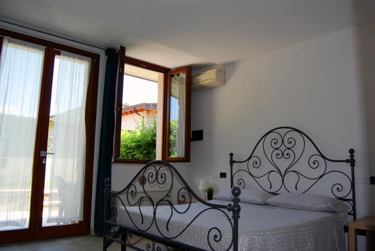 Case Vacanza Le Vele Desenzano del Garda Kültér fotó