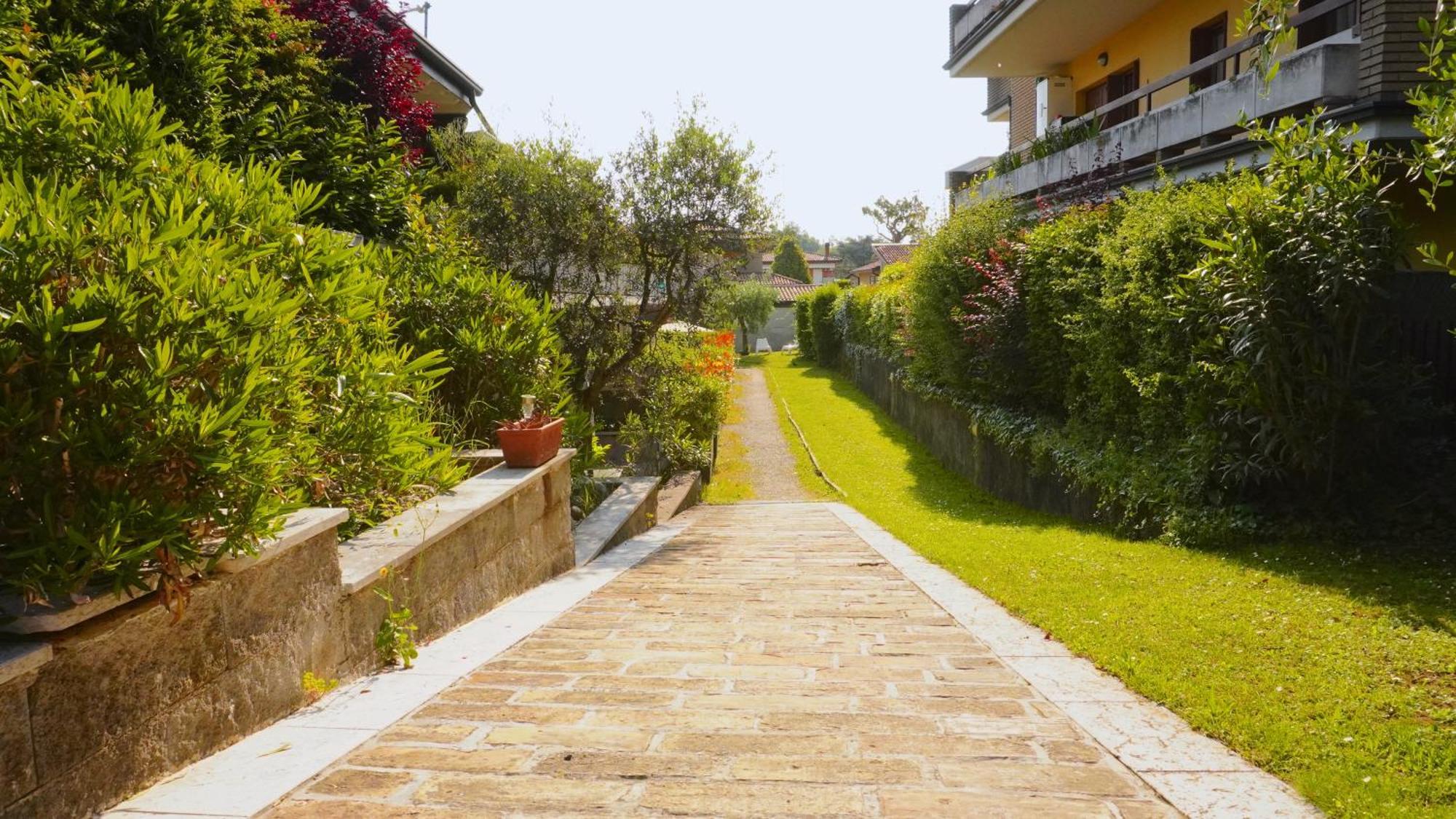 Case Vacanza Le Vele Desenzano del Garda Kültér fotó