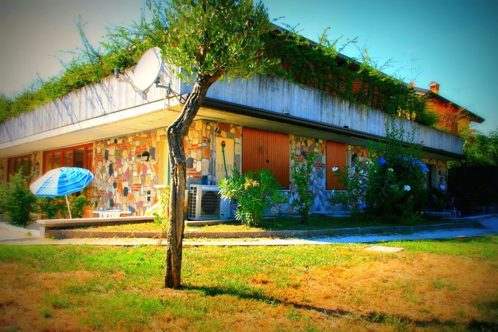 Case Vacanza Le Vele Desenzano del Garda Kültér fotó